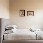 Valori Apartment *